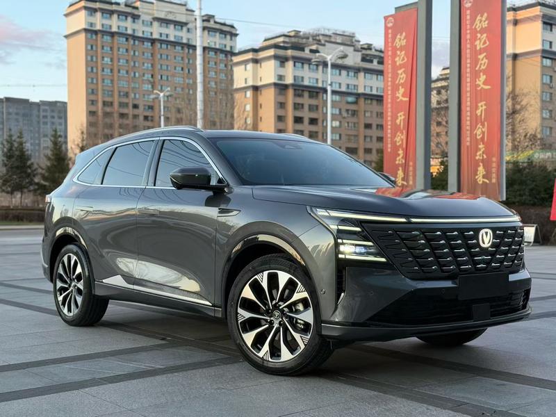 Changan CS75 Plus, 2025 — фото 3 из 12