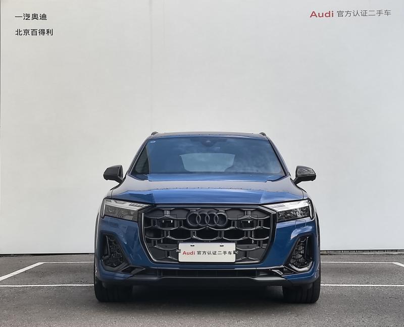Audi SQ7, 2025 — фото 2 из 12