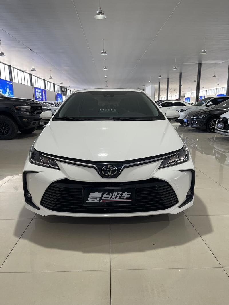 Toyota Corolla, 2023 — фото 2 из 9