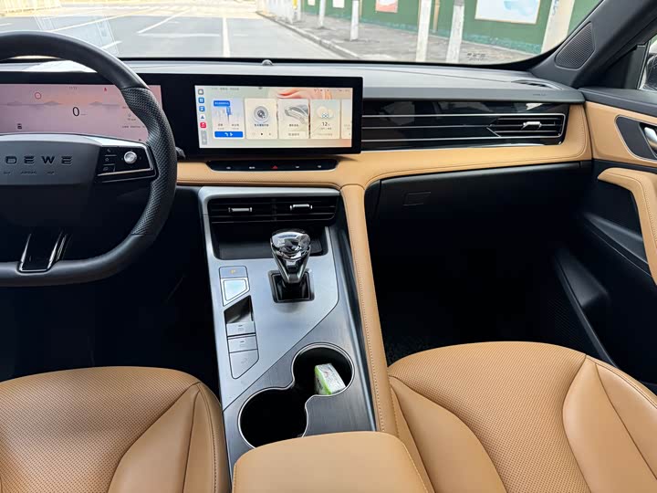 Roewe RX5, 2022 — фото 6 из 9
