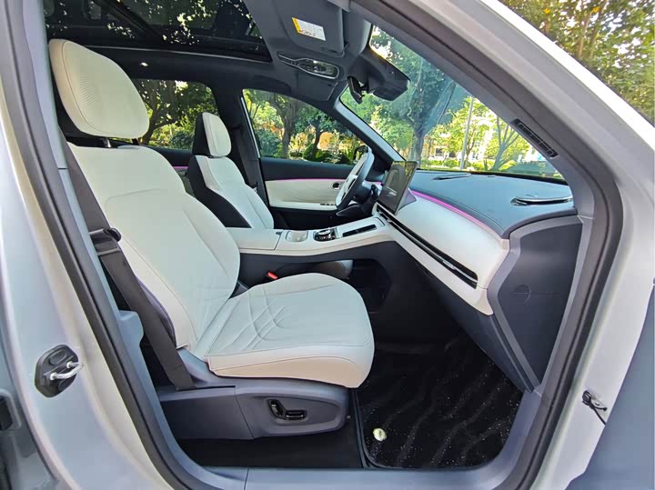 Geely Galaxy Starship 7, 2025 — фото 9 из 9