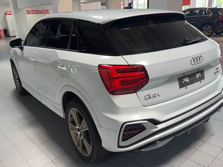 Audi Q2L, 2022 — фото 7 из 9