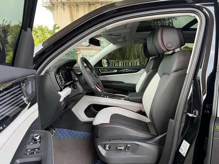 Volkswagen Teramont X, 2024 — фото 4 из 9