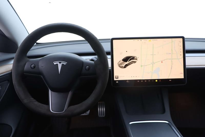 Tesla Model 3, 2022 — фото 6 из 10