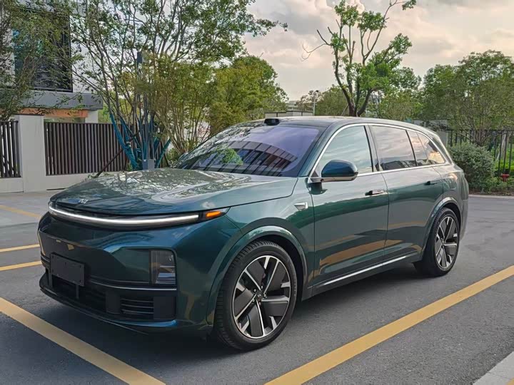 LiXiang L7, 2025 — купить в Курске под ключ