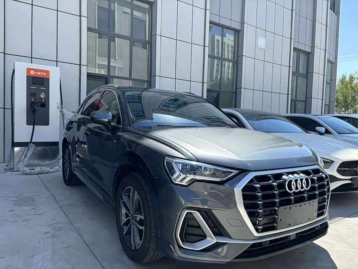 Audi Q3, 2023 — фото 3 из 9