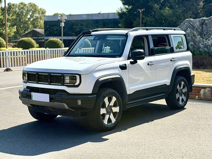 BAIC Beijing BJ40 Hybrid, 2025 — купить в Перми под ключ