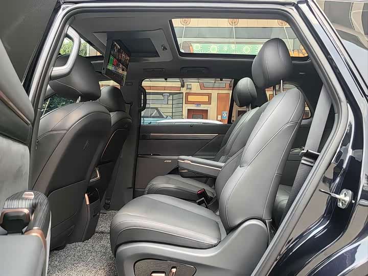 Dongfeng Yipai eπ 008, 2024 — фото 6 из 9