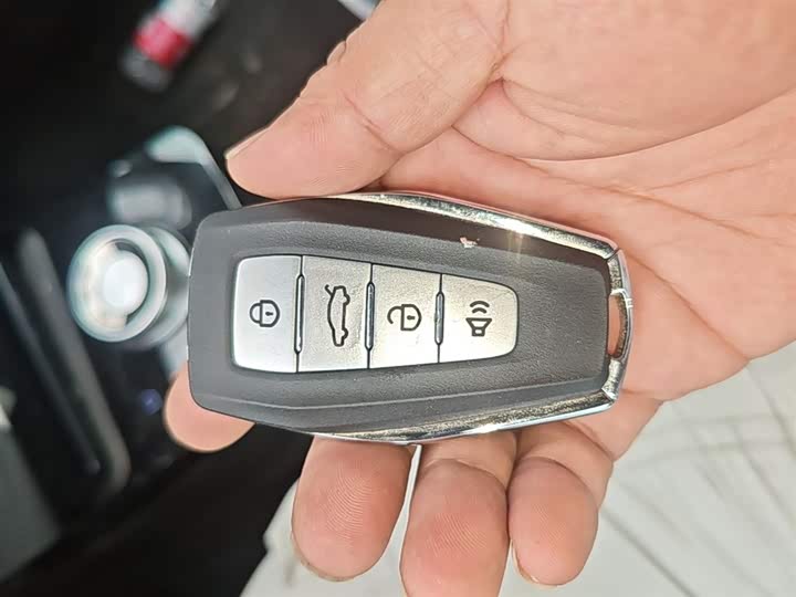 Geely Geometry E Firefly, 2023 — фото 9 из 9