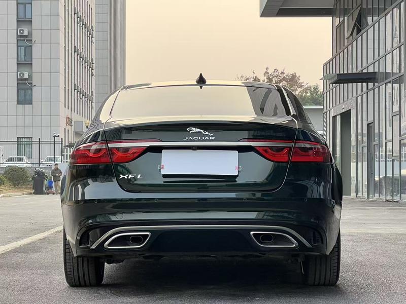 Jaguar XF L, 2023 — фото 4 из 12