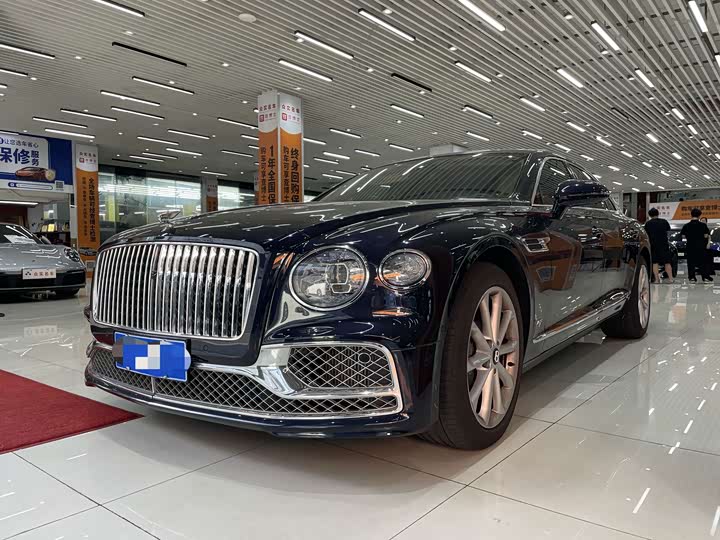 Bentley Flying Spur, 2022 — купить в Москве под ключ