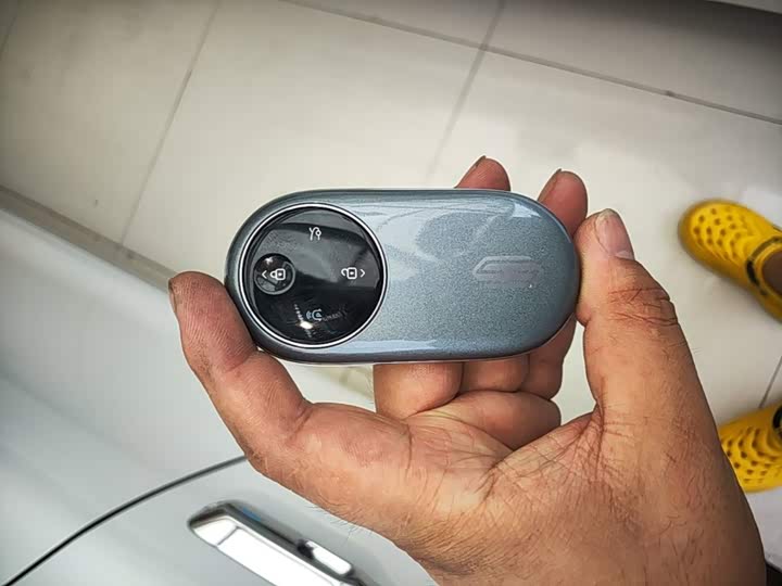 Shangjie (Huawei × SAIC) H5, 2025 — фото 9 из 9
