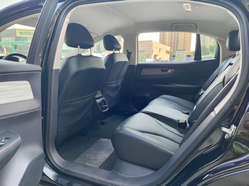 Hongqi E-QM5, 2025 — фото 9 из 10