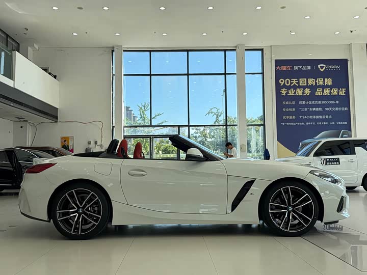 BMW Z4, 2022 — фото 4 из 9