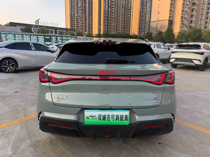 BYD Seal 06 GT, 2026 — фото 5 из 10