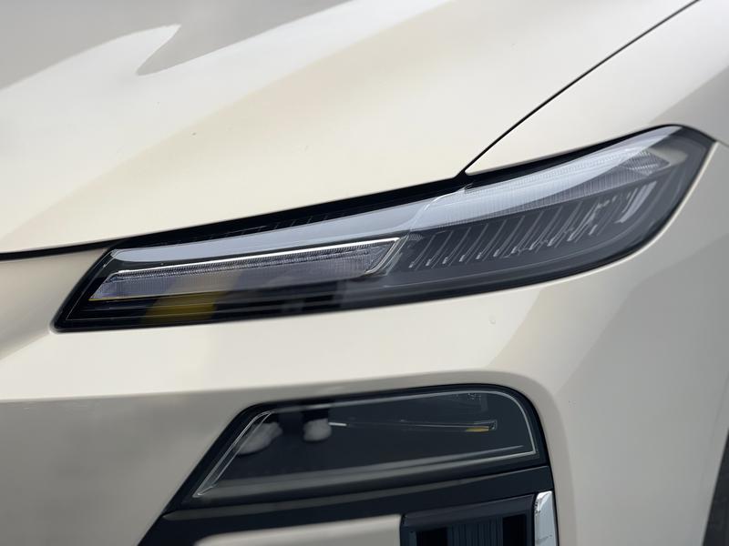 Roewe M7 DMH, 2025 — фото 9 из 12