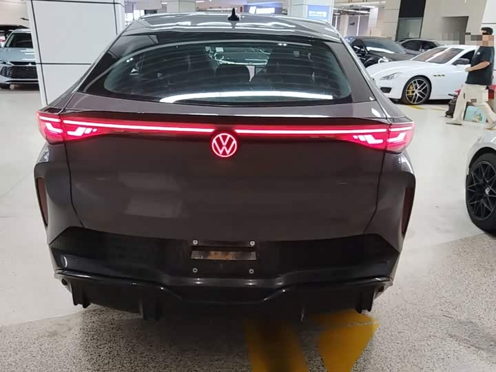 Volkswagen ID.Unyx 06, 2025 — фото 6 из 9