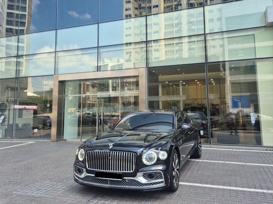 Bentley Flying Spur, 2023 — купить в Самаре под ключ