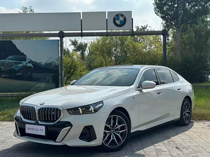 BMW i5, 2024 — купить в Санкт-Петербурге под ключ