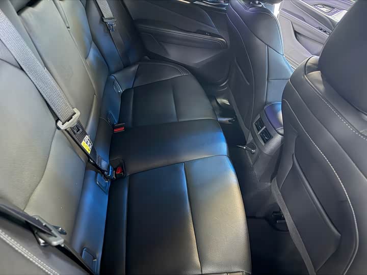 Cadillac CT4, 2021 — фото 8 из 9