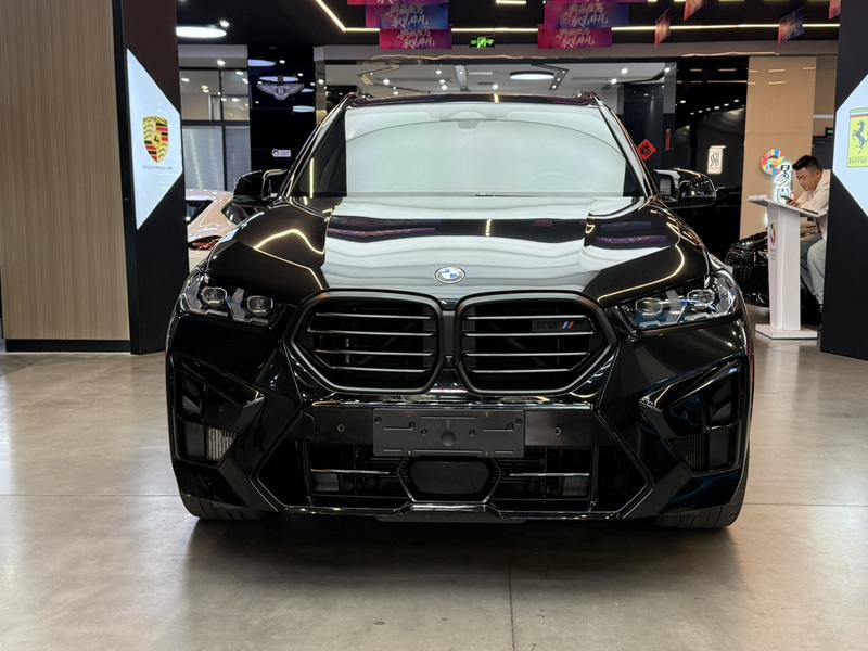 BMW X5 M, 2024 — фото 2 из 9