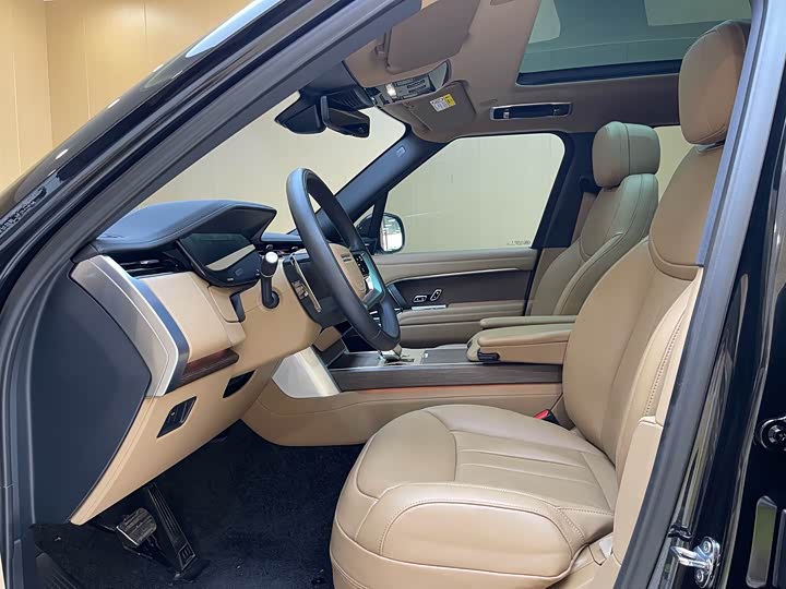 Land Rover Range Rover, 2024 — фото 4 из 9