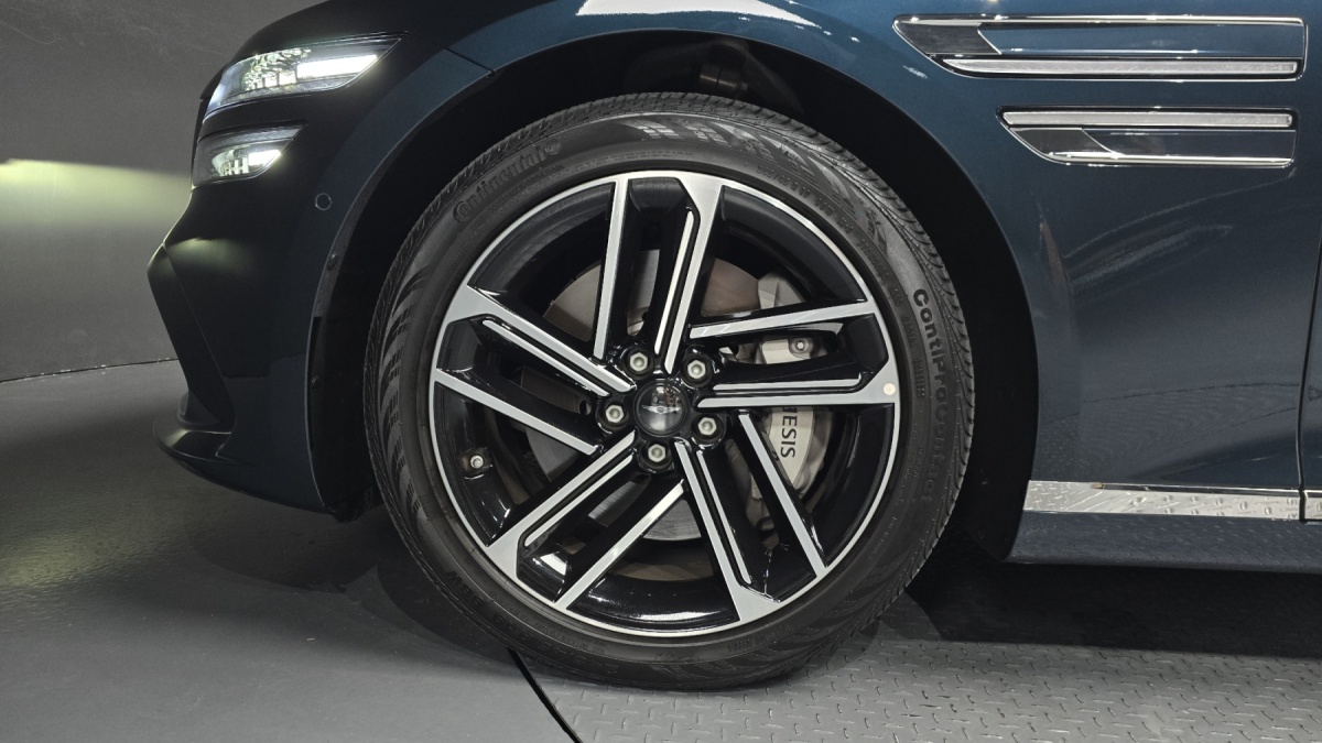 Genesis G80, 2025 — фото 5 из 12