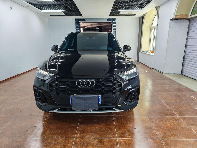 Audi Q5L, 2025 — фото 2 из 12