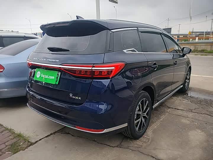 BYD Song Max Hybrid, 2022 — фото 7 из 9