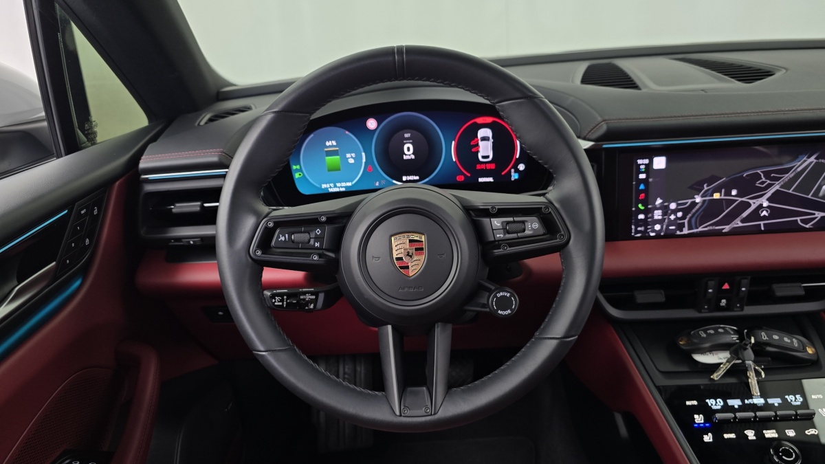 Porsche Macan, 2025 — фото 12 из 12