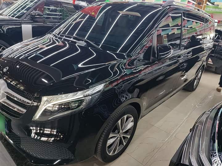 Mercedes-Benz V-Class, 2022 — фото 5 из 12