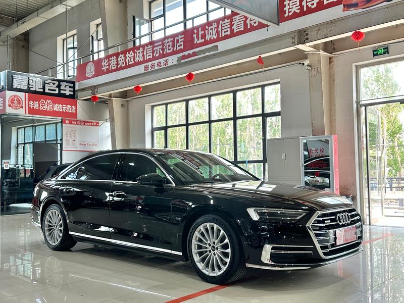 Audi A8, 2022 — фото 3 из 12