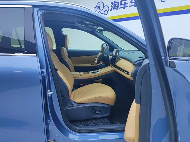 Geely Galaxy Starship 7, 2024 — фото 8 из 9