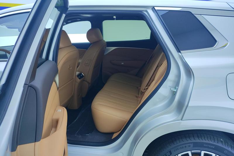 Dongfeng Aeolus L8, 2025 — фото 12 из 12