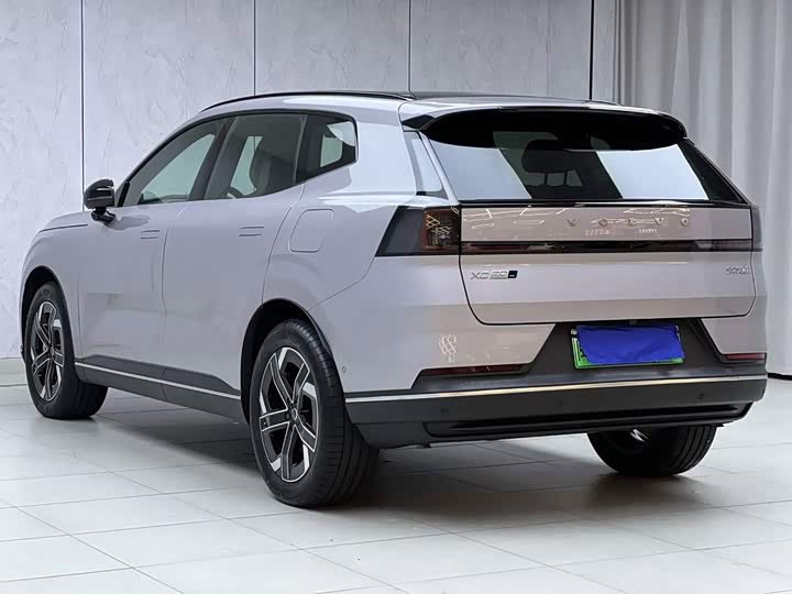 Volvo XC70 Hybrid, 2025 — фото 9 из 9
