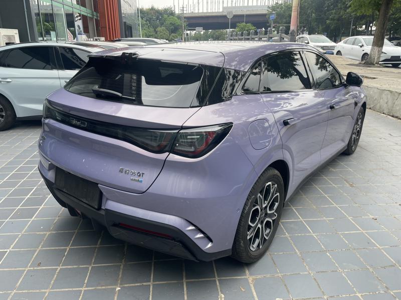 BYD Seal 06 GT, 2026 — фото 4 из 9