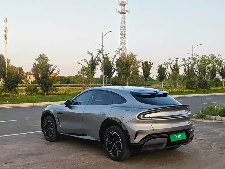 Xiaomi YU7, 2025 — фото 7 из 9
