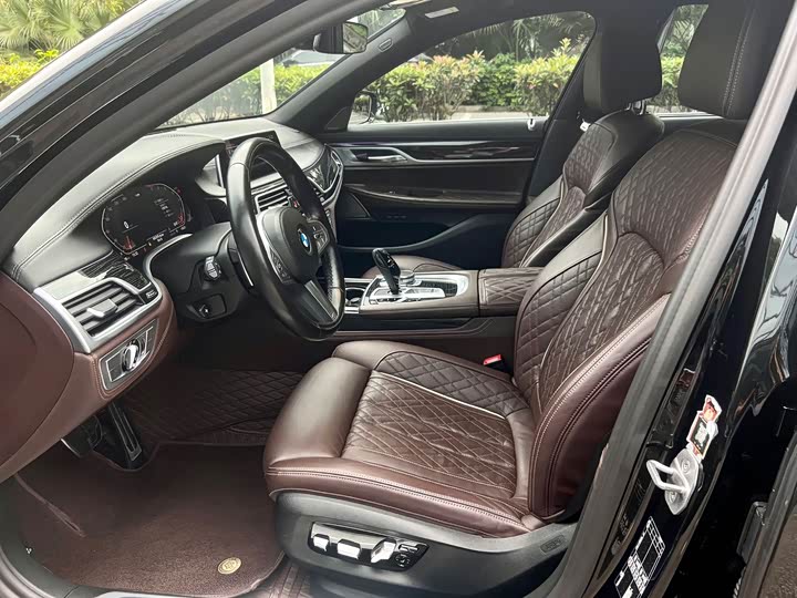 BMW 7 Series, 2022 — фото 3 из 9