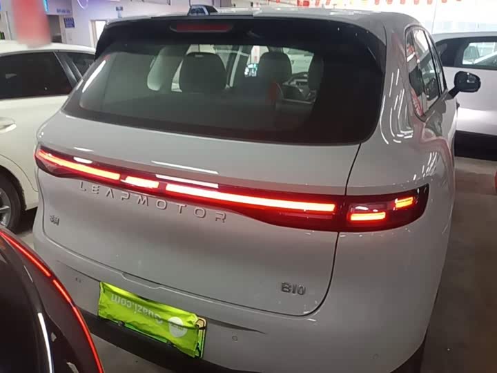 Leapmotor B10, 2025 — фото 6 из 9