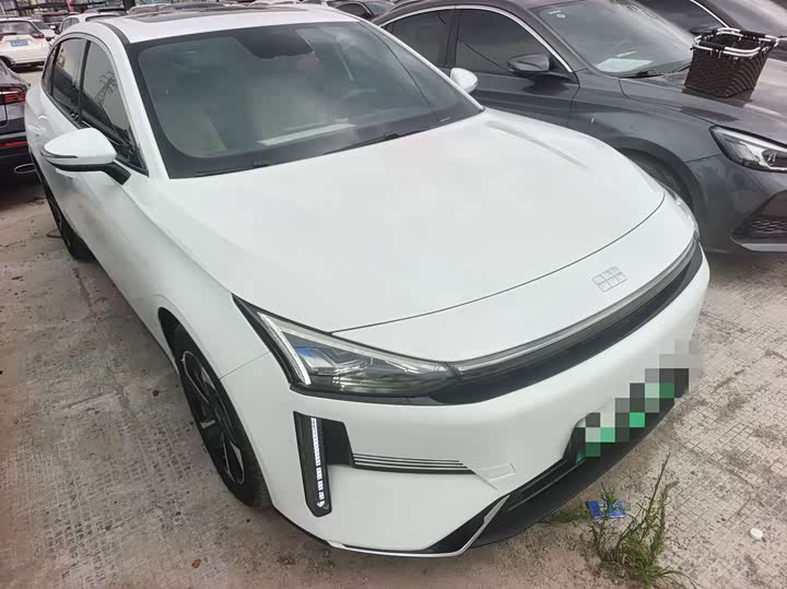 Geely Galaxy L6, 2023 — фото 3 из 9