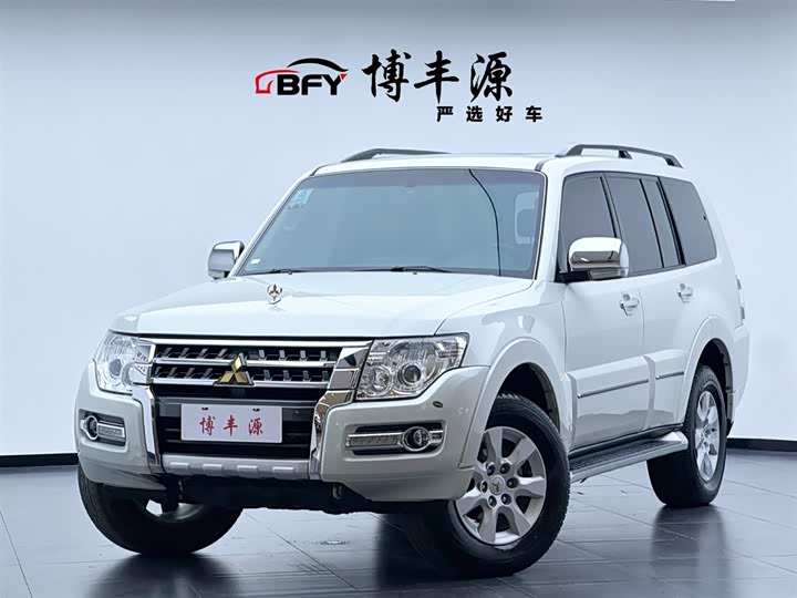 Mitsubishi Pajero, 2023 — купить в Курске под ключ
