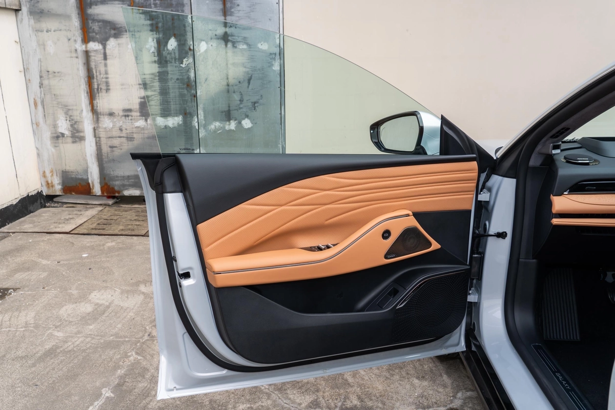 Geely Galaxy E8, 2026 — фото 12 из 12