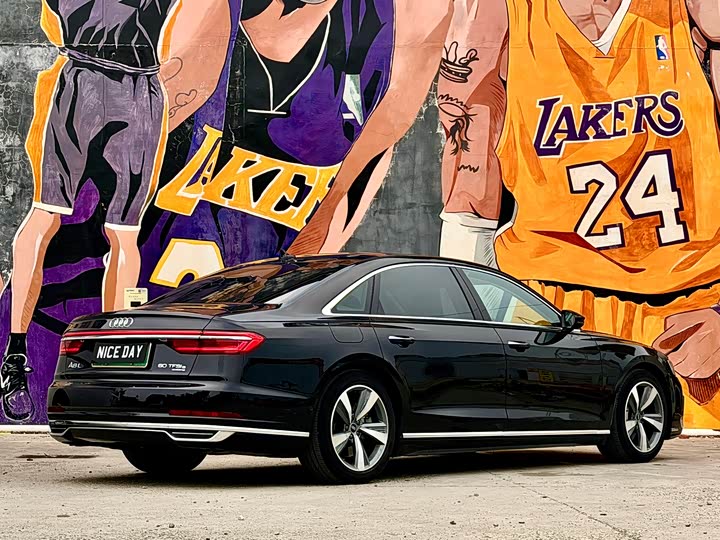 Audi A8 Hybrid, 2021 — фото 4 из 9