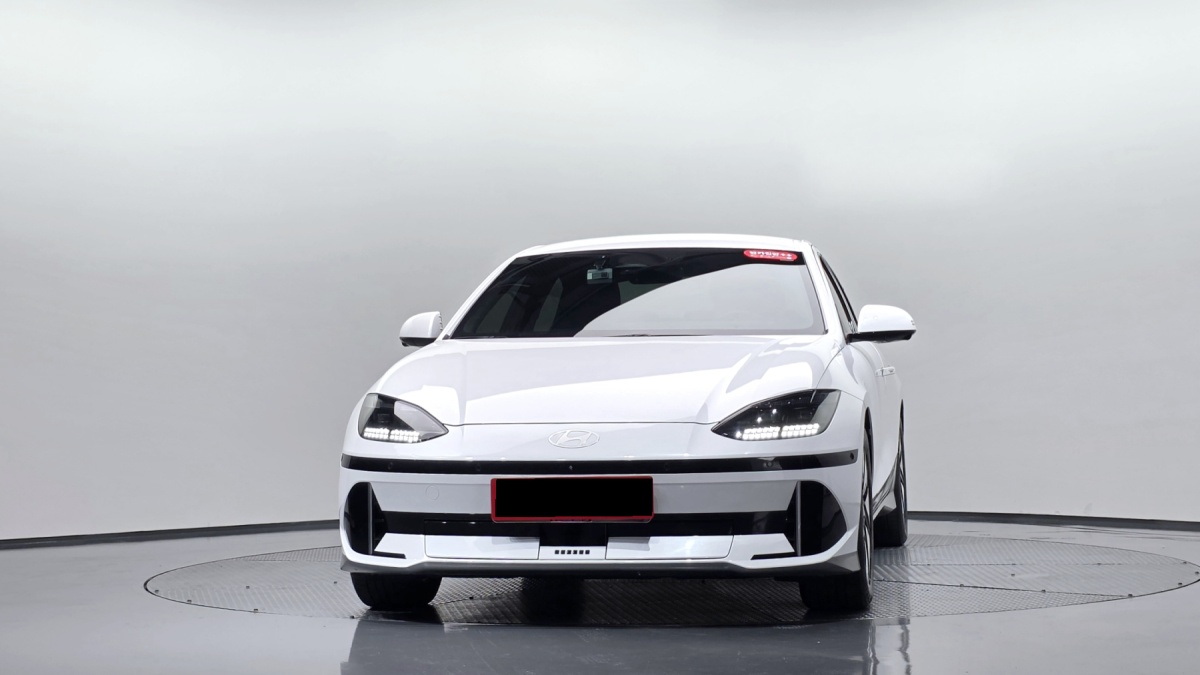 Hyundai Ioniq 6, 2022 — фото 3 из 12