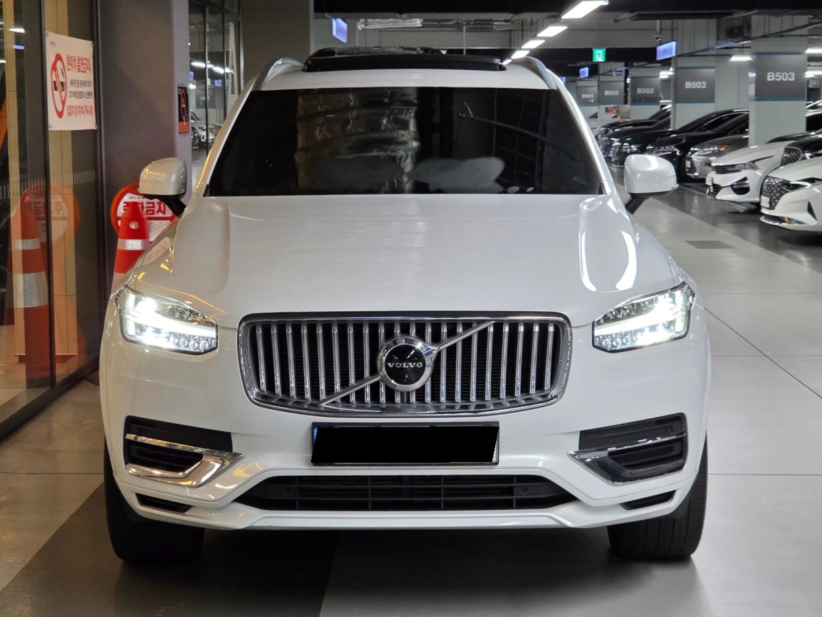 Volvo XC90, 2022 — фото 4 из 12