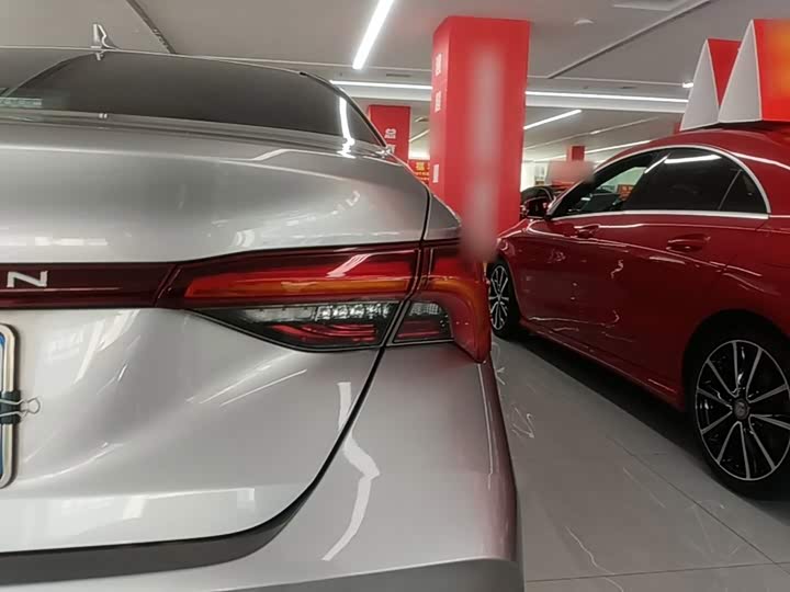 Toyota Avalon, 2022 — фото 8 из 9