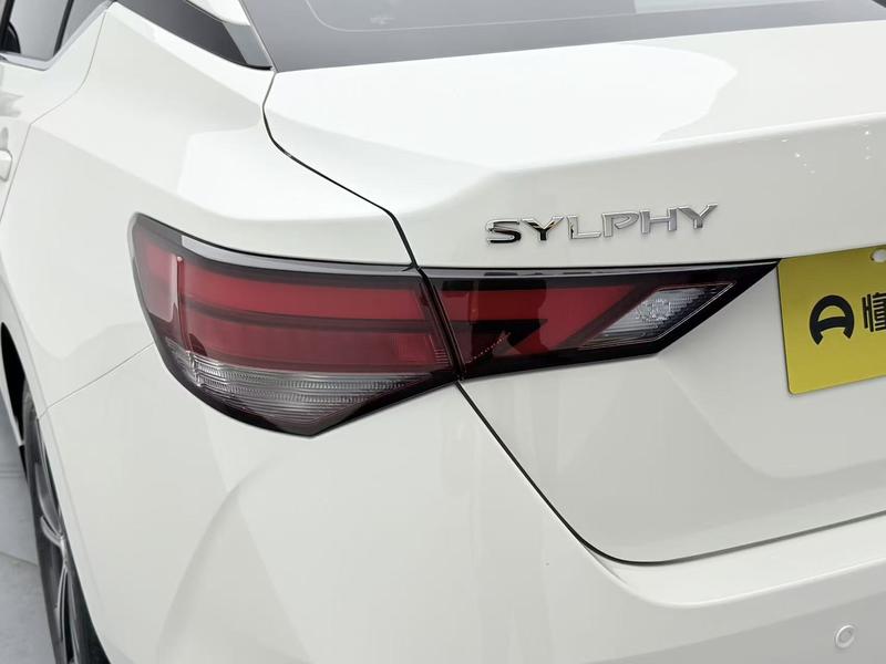 Nissan Sylphy, 2022 — фото 10 из 12