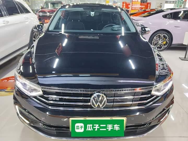 Volkswagen Magotan GTE Hybrid, 2023 — фото 3 из 9