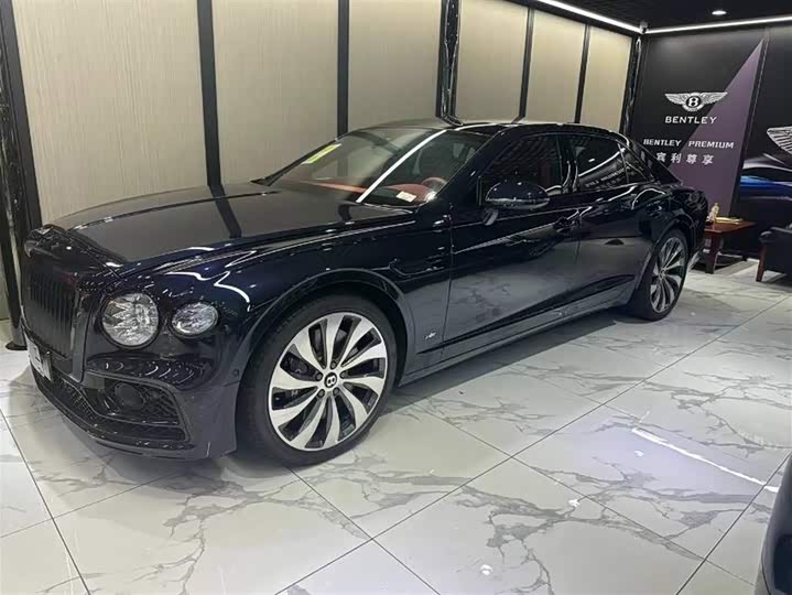 Bentley Flying Spur, 2024 — купить в Липецке под ключ