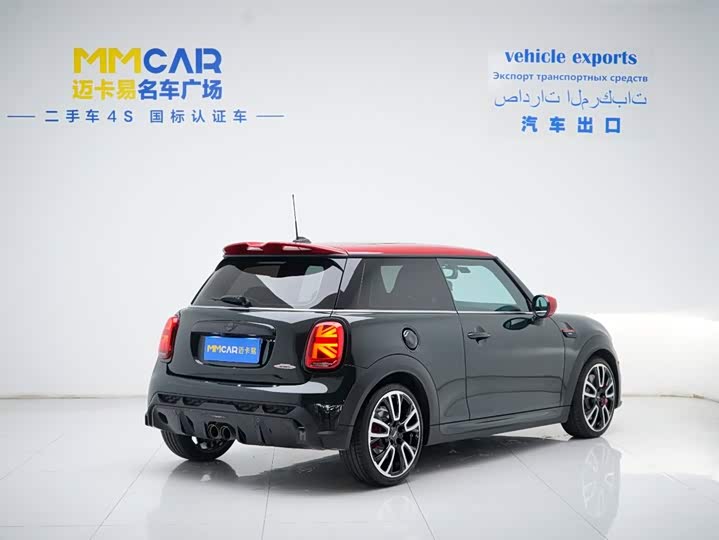 Mini Mini JCW, 2022 — фото 4 из 9